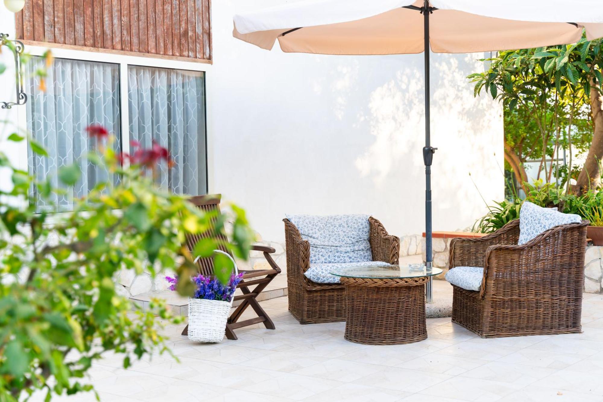 Villa Del Pino, Terrazza Vista Mare มินตูร์โน ภายนอก รูปภาพ