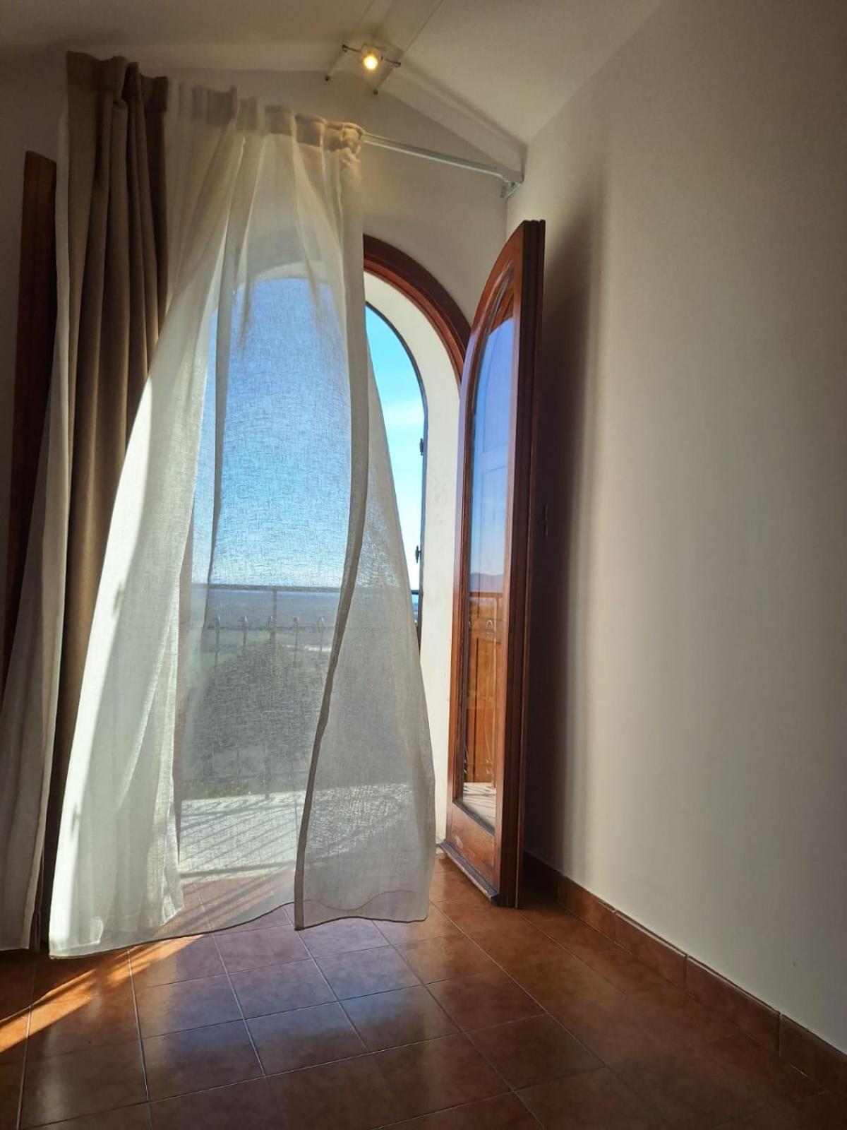 Villa Del Pino, Terrazza Vista Mare มินตูร์โน ภายนอก รูปภาพ